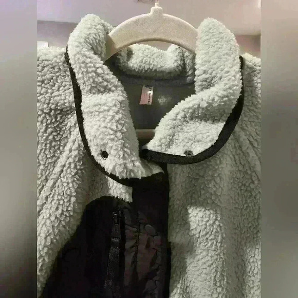 FP MOVEMENT Hit The Slopes Pullover / Aqua Haze Combo - Picture 11 of 14